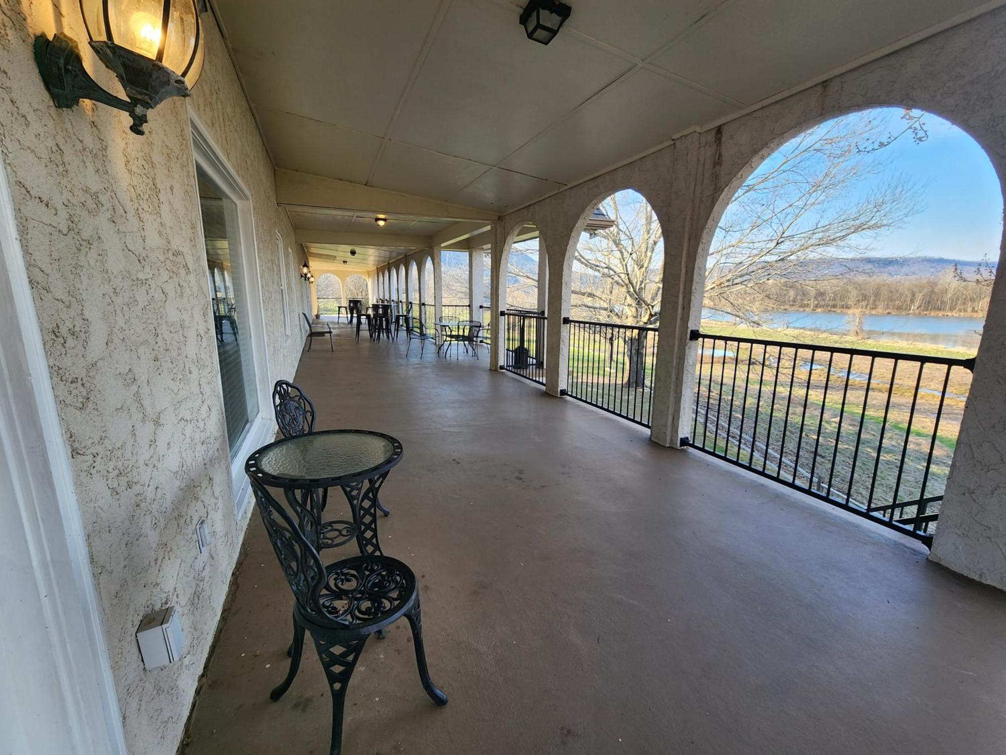 Elder Mountain Room At Tennessee Riverplace Чаттануга Экстерьер фото